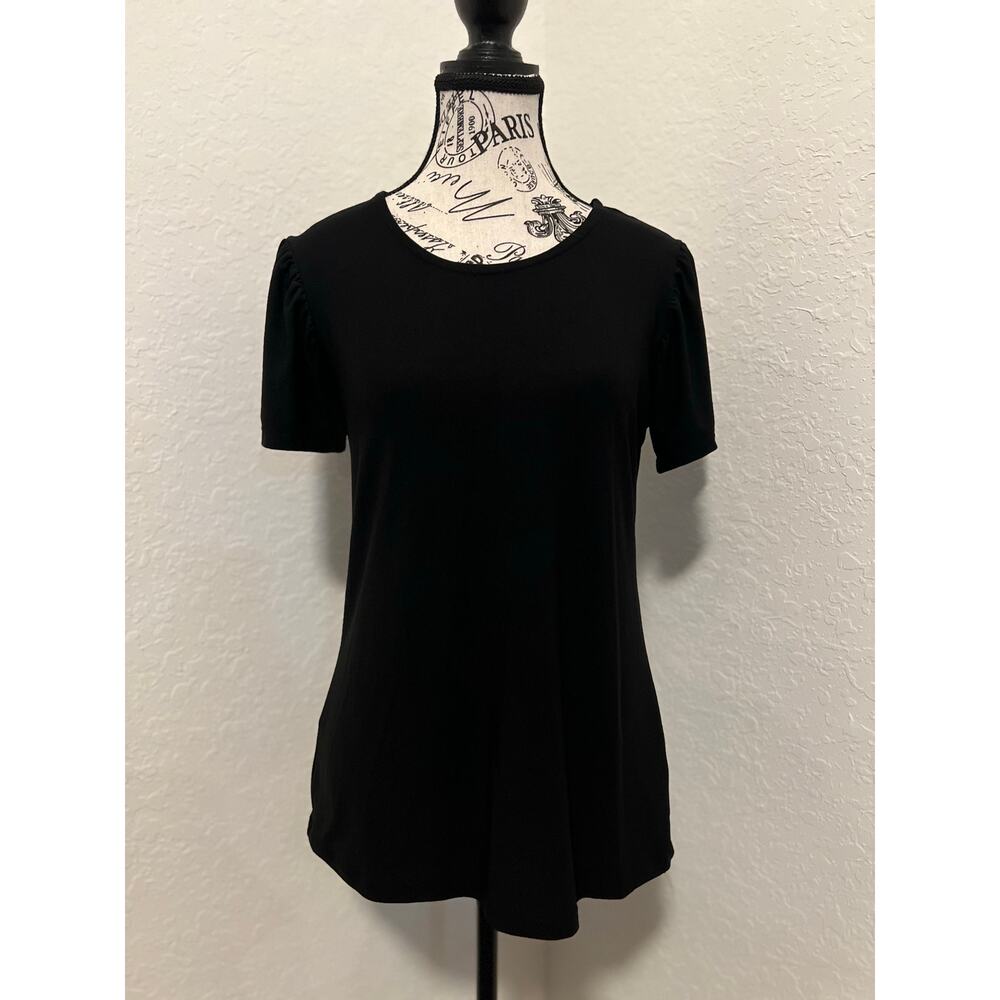 Women’s Classic Crew Neck Blouse Size Medium Stretchy Classic Closet Staple